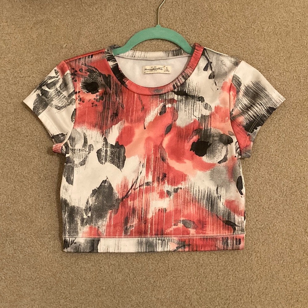 Floral Abercrombie Short Sleeve Crop Top